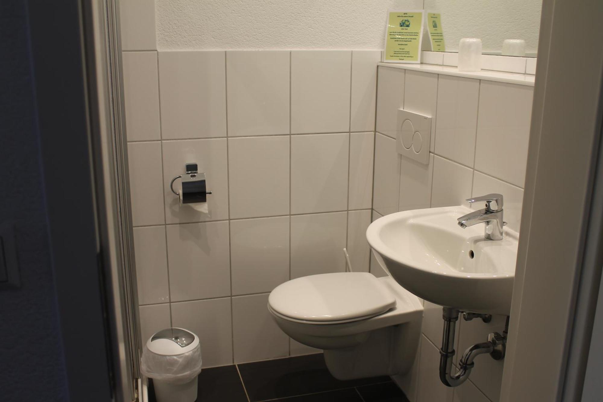 Kueffner Hof Hotel Langenbeutingen Екстериор снимка